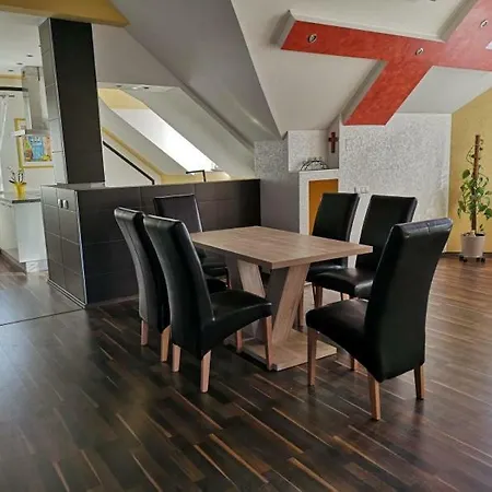 Vronis-apartment Stephanshart